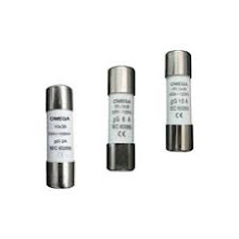 [CHI20A_OMG] Chì sứ 10x38 20A Omega